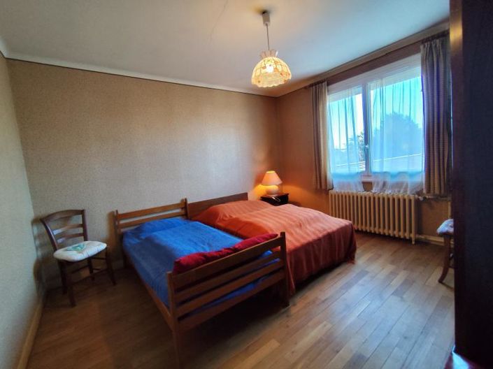 Image No.12-5 Bed House for sale