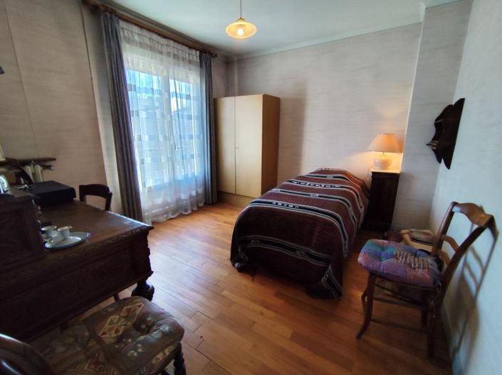 Image No.13-5 Bed House for sale