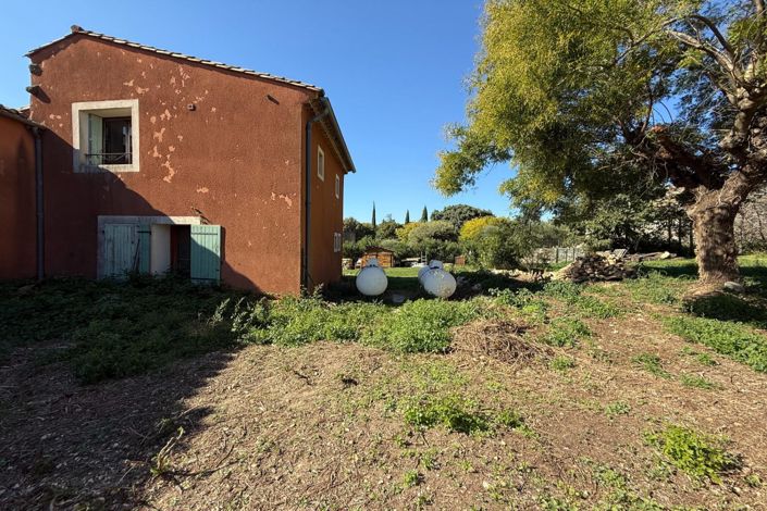 Image No.1-4 Bed House for sale