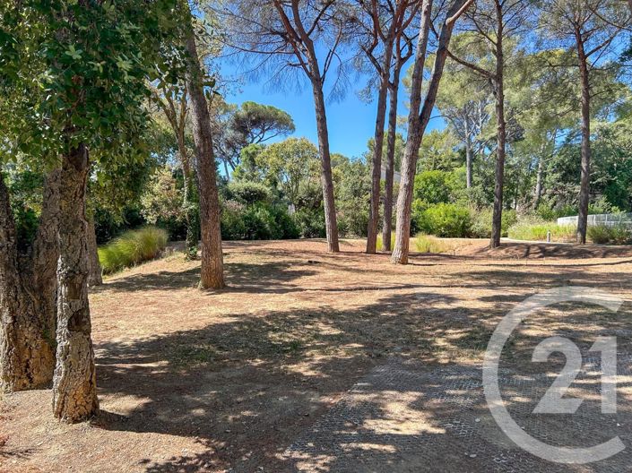 Image No.13-3 Bed Apartment for sale