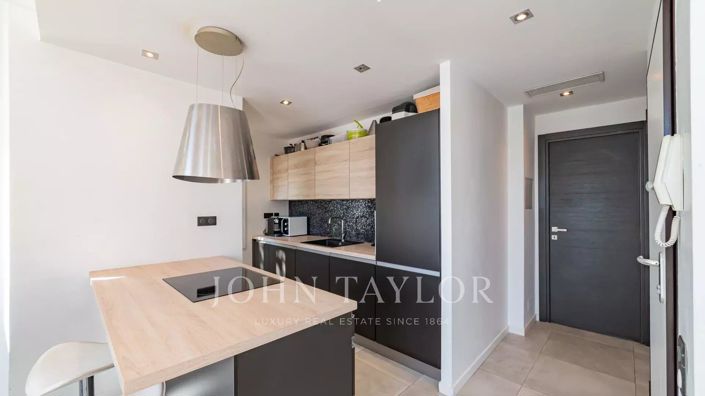 Image No.7-Apartment for sale