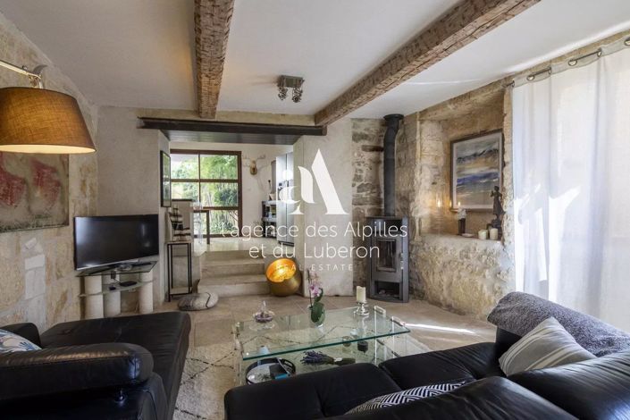 Image No.2-4 Bed House for sale