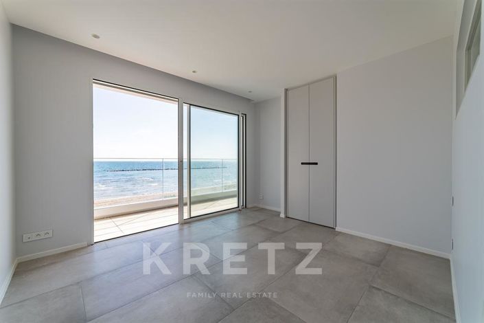 Image No.13-5 Bed House for sale