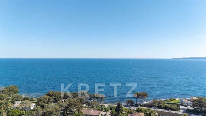 Image No.16-5 Bed House for sale