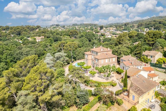 Image No.12-10 Bed House for sale