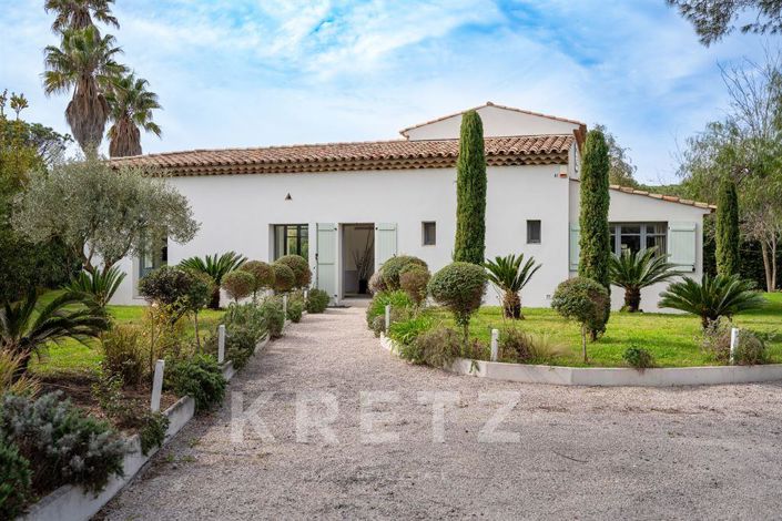 Image No.9-4 Bed Property for sale