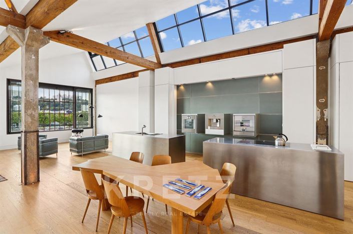 Image No.6-4 Bed Property for sale