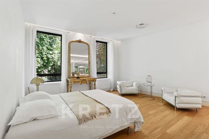 Image No.9-4 Bed Property for sale