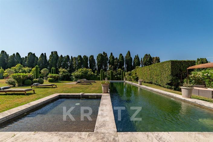 Image No.2-4 Bed House for sale