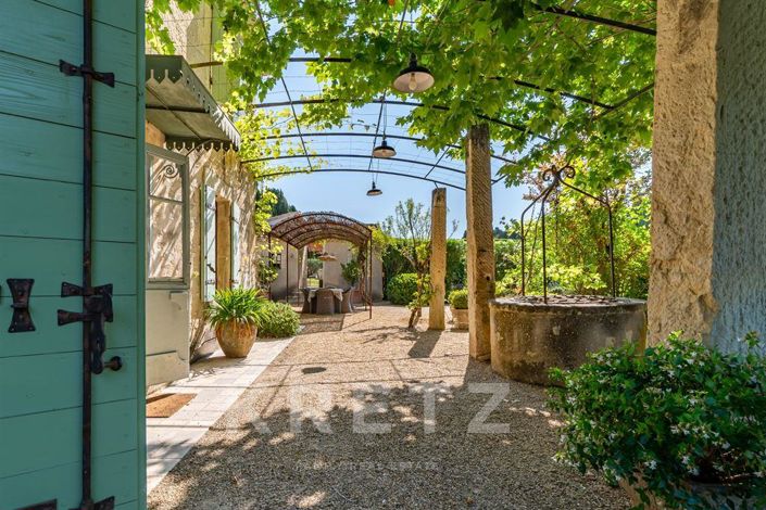 Image No.6-4 Bed House for sale