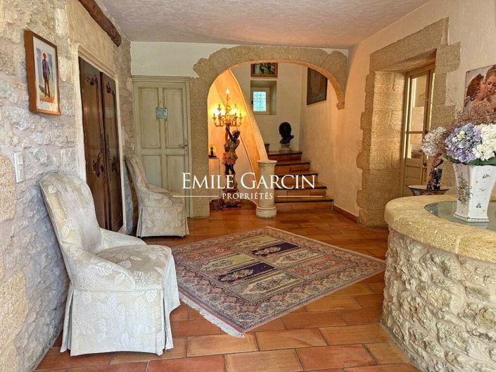 Image No.9-5 Bed House for sale