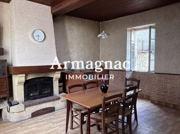 Image No.2-2 Bed House for sale