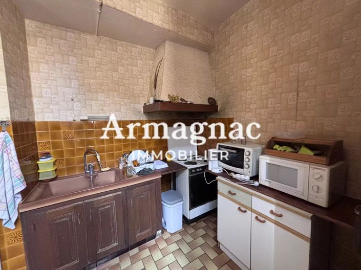 Image No.5-2 Bed House for sale