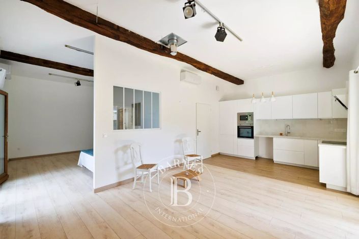 Image No.29-6 Bed House for sale