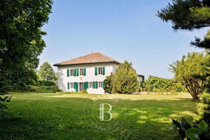 Image No.1-5 Bed House for sale