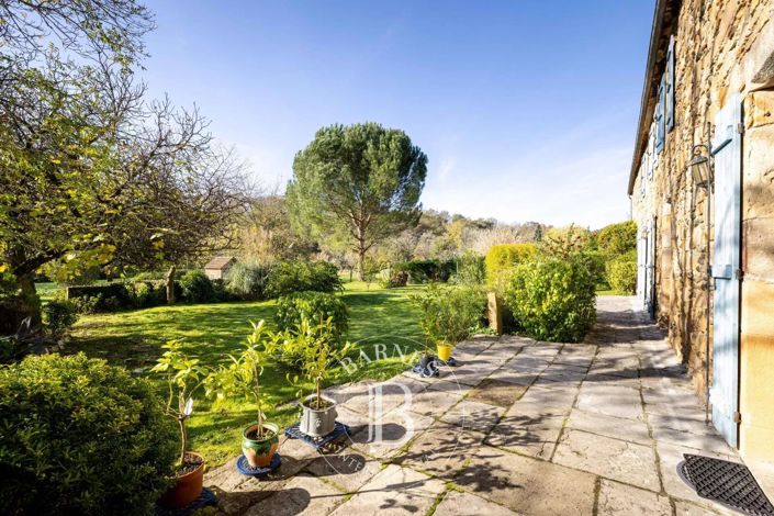 Image No.12-4 Bed House for sale