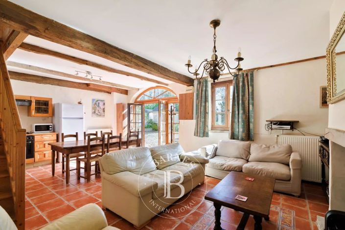 Image No.13-6 Bed House for sale