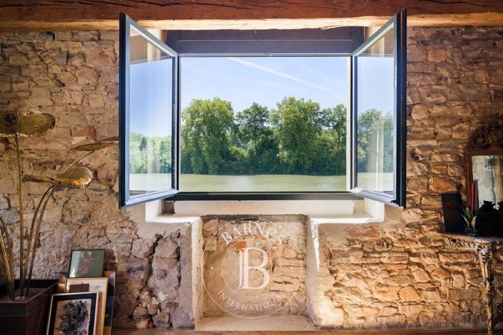 Image No.19-6 Bed House for sale