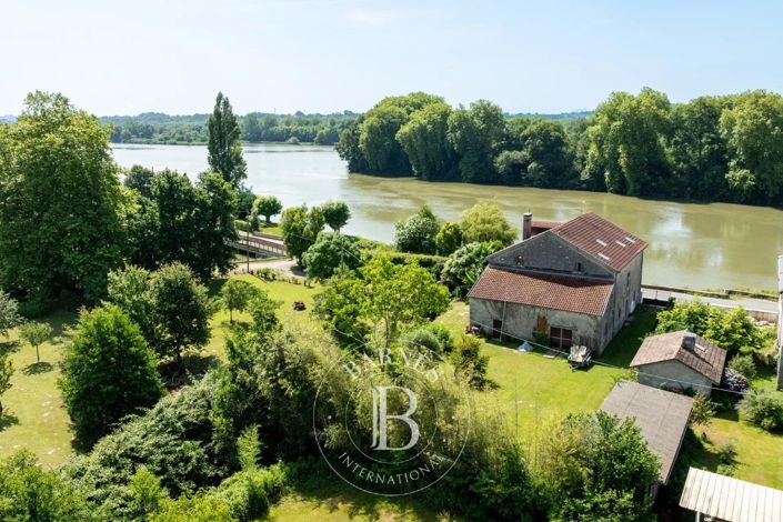 Image No.7-6 Bed House for sale