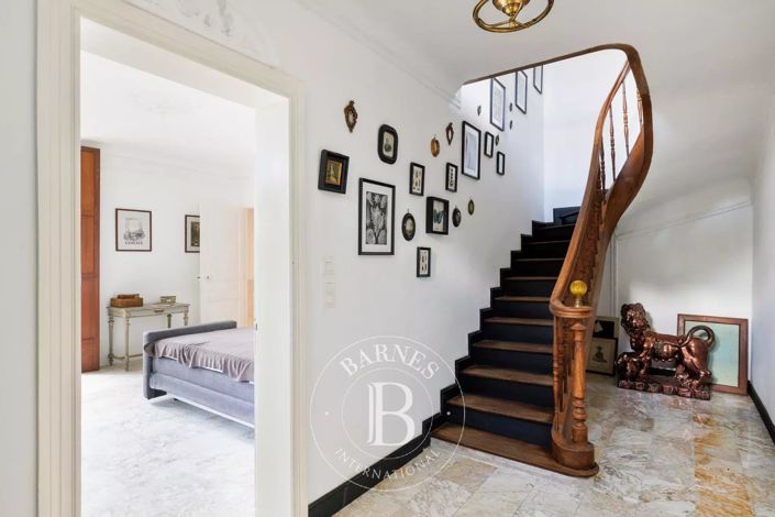 Image No.13-6 Bed House for sale