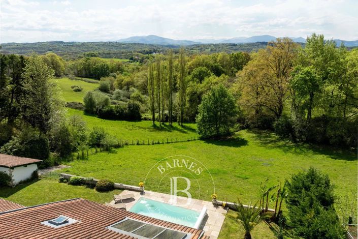 Image No.3-5 Bed House for sale