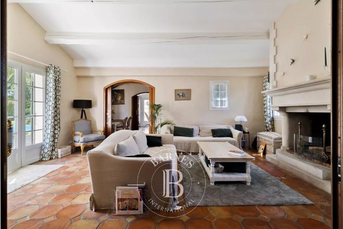 Image No.5-4 Bed House for sale