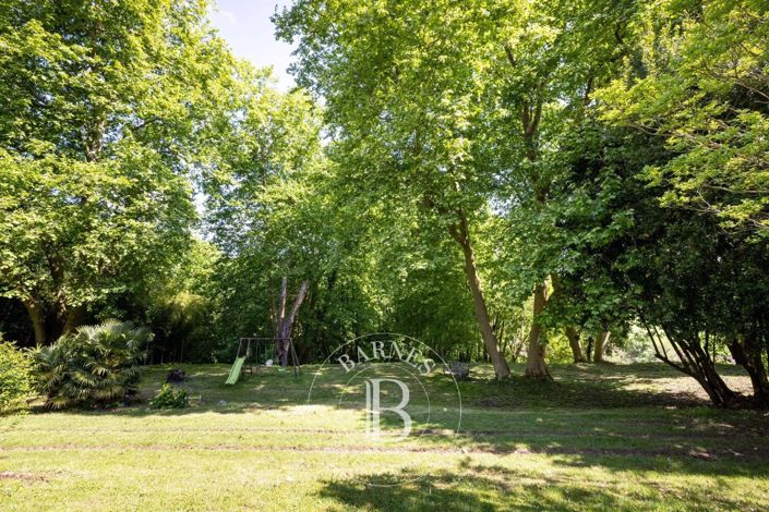 Image No.2-5 Bed House for sale