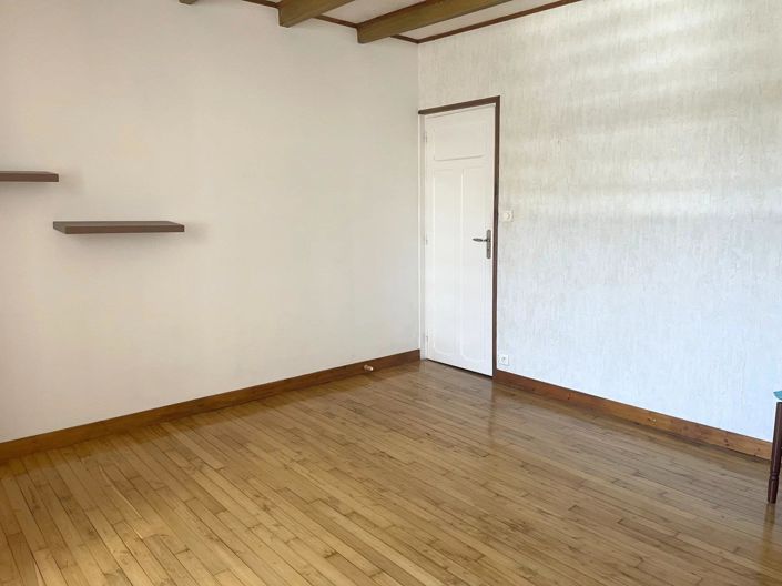 Image No.12-4 Bed House for sale