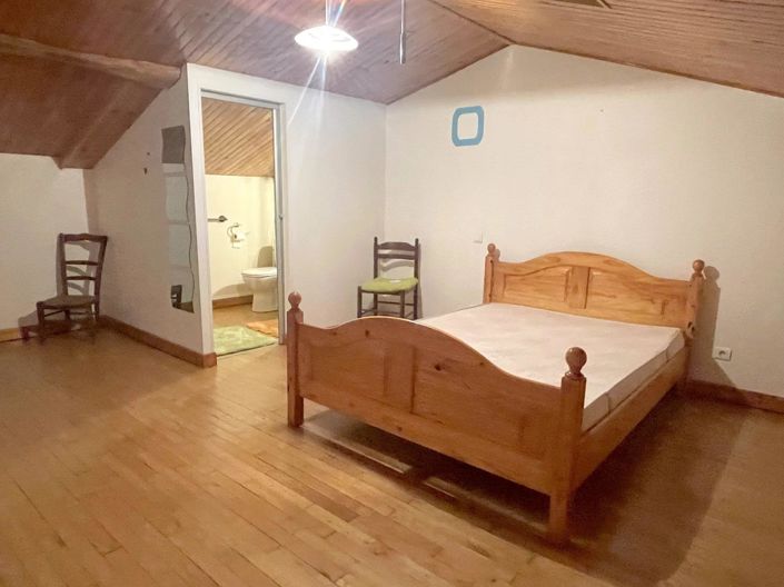 Image No.16-4 Bed House for sale