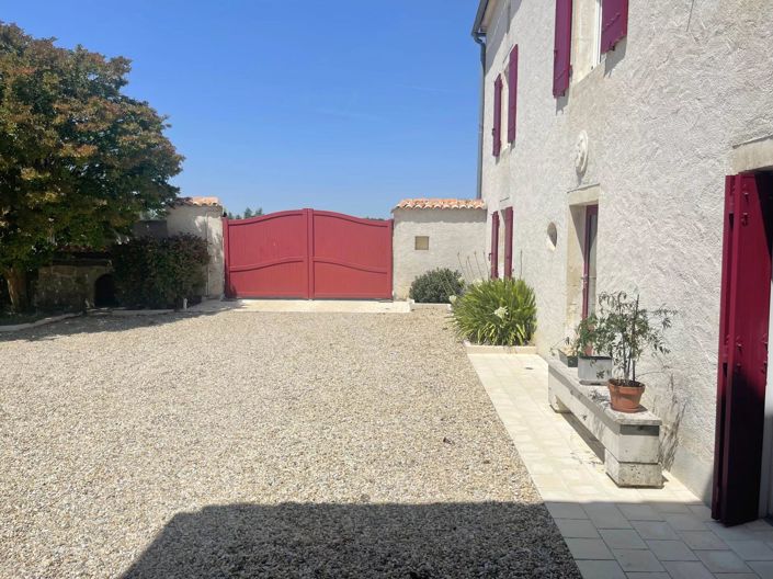 Image No.4-4 Bed House for sale