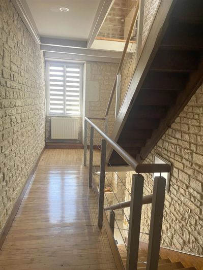 Image No.9-4 Bed House for sale