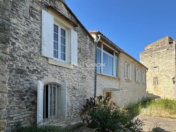 Image No.1-Maison de 4 chambres à vendre à Uzès