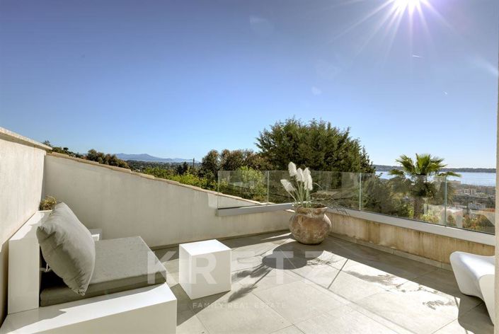 Image No.13-5 Bed Property for sale