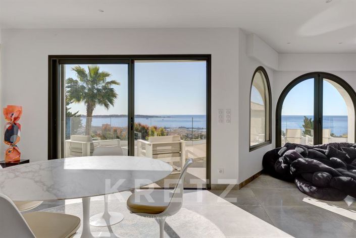 Image No.9-5 Bed Property for sale