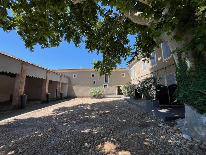 Image No.6-15 Bed Property for sale