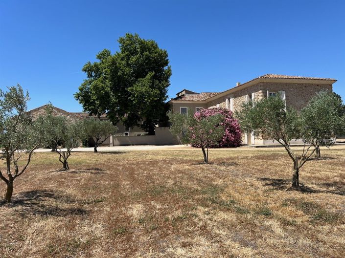 Image No.8-15 Bed Property for sale