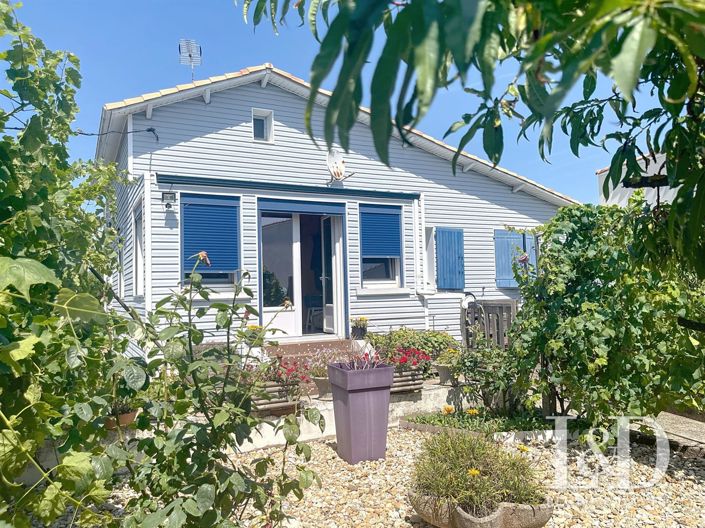 Image No.1-3 Bed House for sale