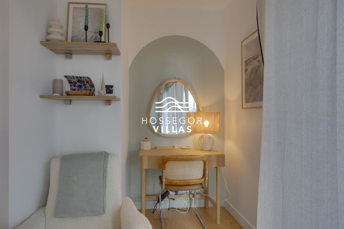 Image No.7-5 Bed House for sale