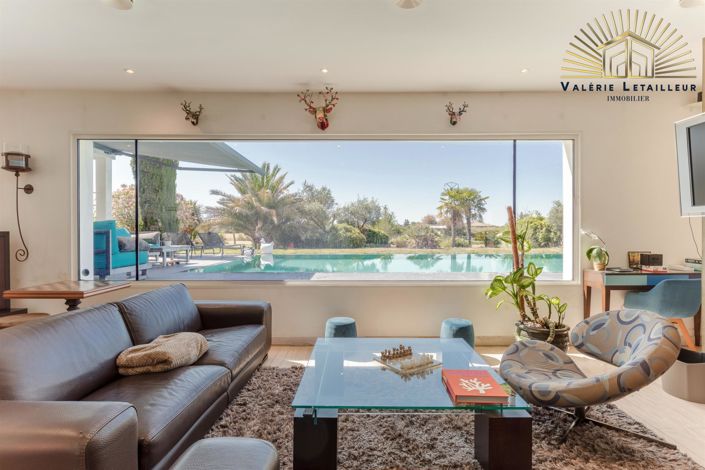 Image No.7-5 Bed House for sale