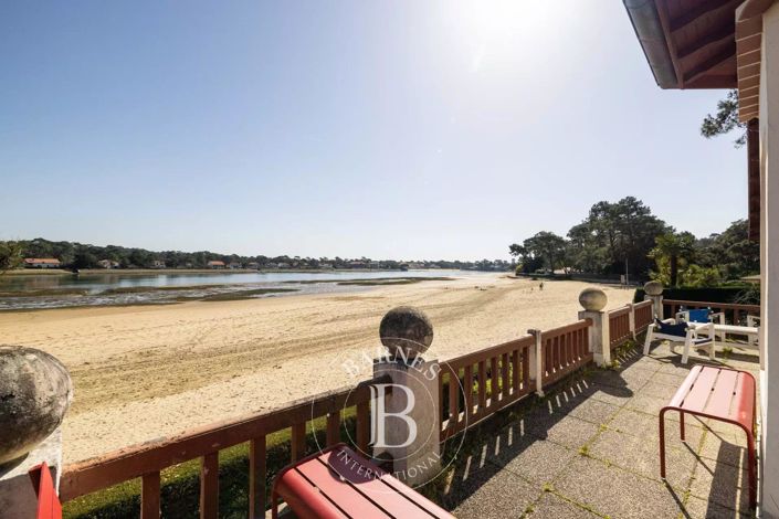 Image No.13-7 Bed House for sale