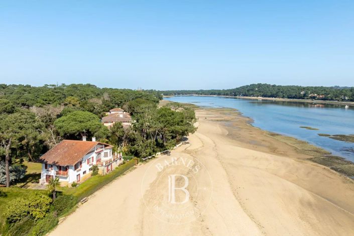 Image No.3-7 Bed House for sale