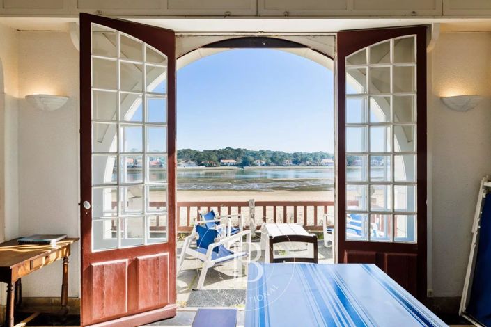 Image No.6-7 Bed House for sale