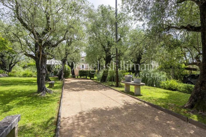 Image No.17-13 Bed House for sale