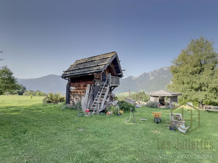 Image No.12-2 Bed House for sale