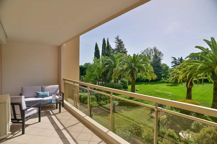 Image No.1-3 Bed Apartment for sale