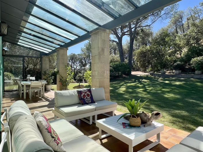 Image No.5-5 Bed House for sale