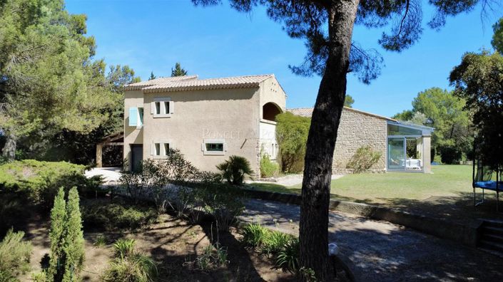 Image No.6-5 Bed House for sale