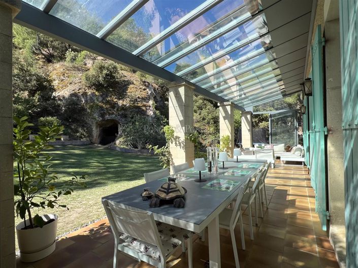 Image No.8-5 Bed House for sale