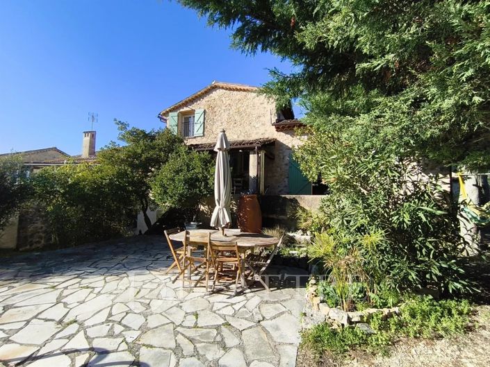 Image No.10-2 Bed House for sale