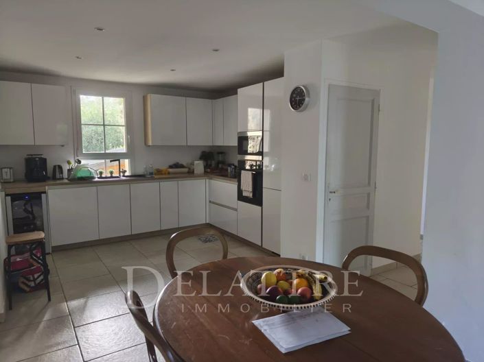 Image No.7-2 Bed House for sale